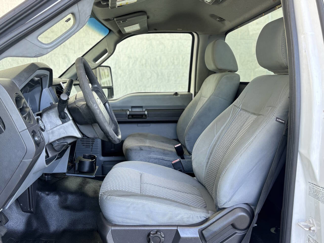 Used 2011 Ford F550 4X2 2dr Regular Cab 140.8 200. w/ Payload Upgrade Pkg image 13