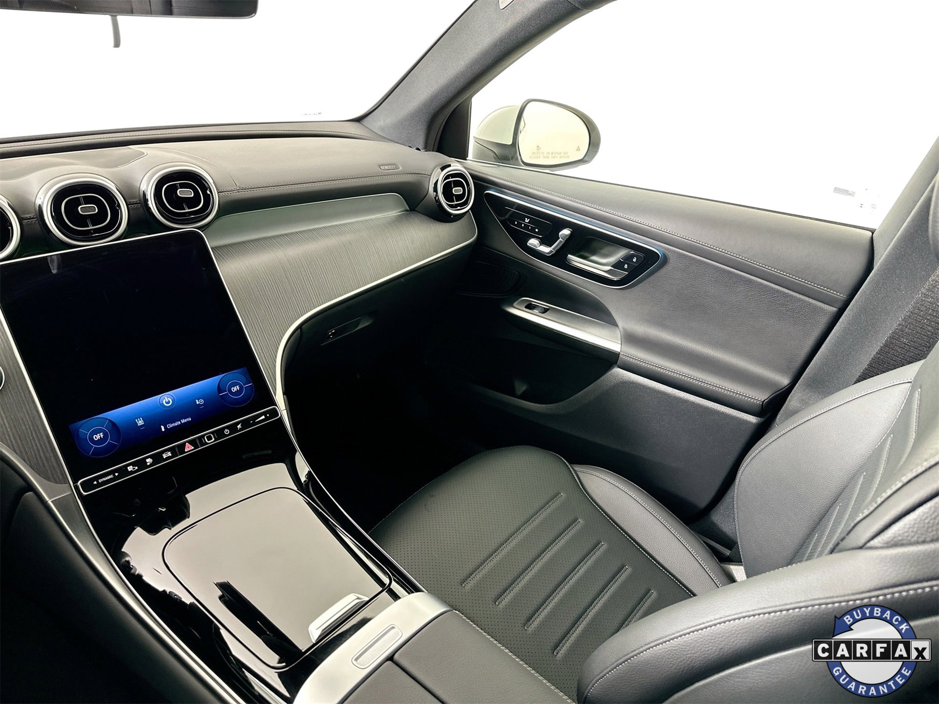 Certified 2025 Mercedes-Benz GLC 350e 4MATIC image 24