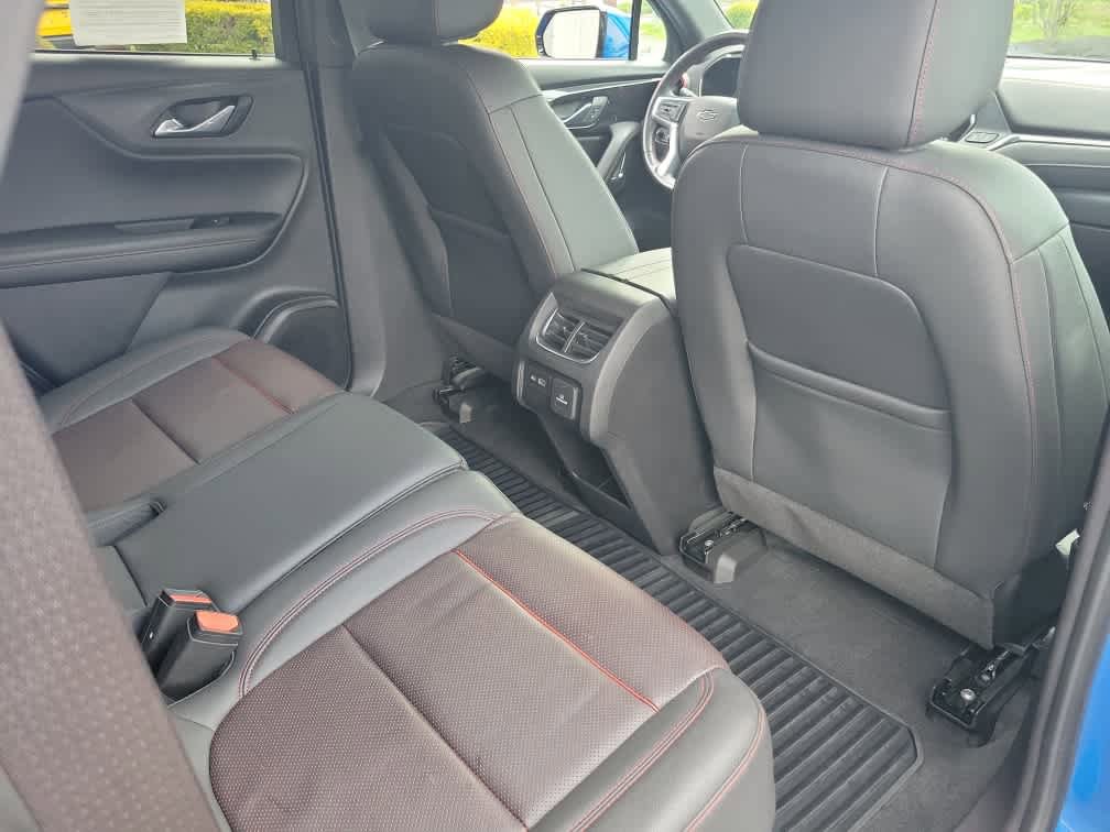 Used 2021 Chevrolet Blazer RS AWD/4WD image 28