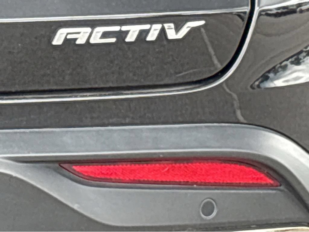 Used 2025 Chevrolet Trax ACTIV w/ Driver Confidence Package FWD image 11