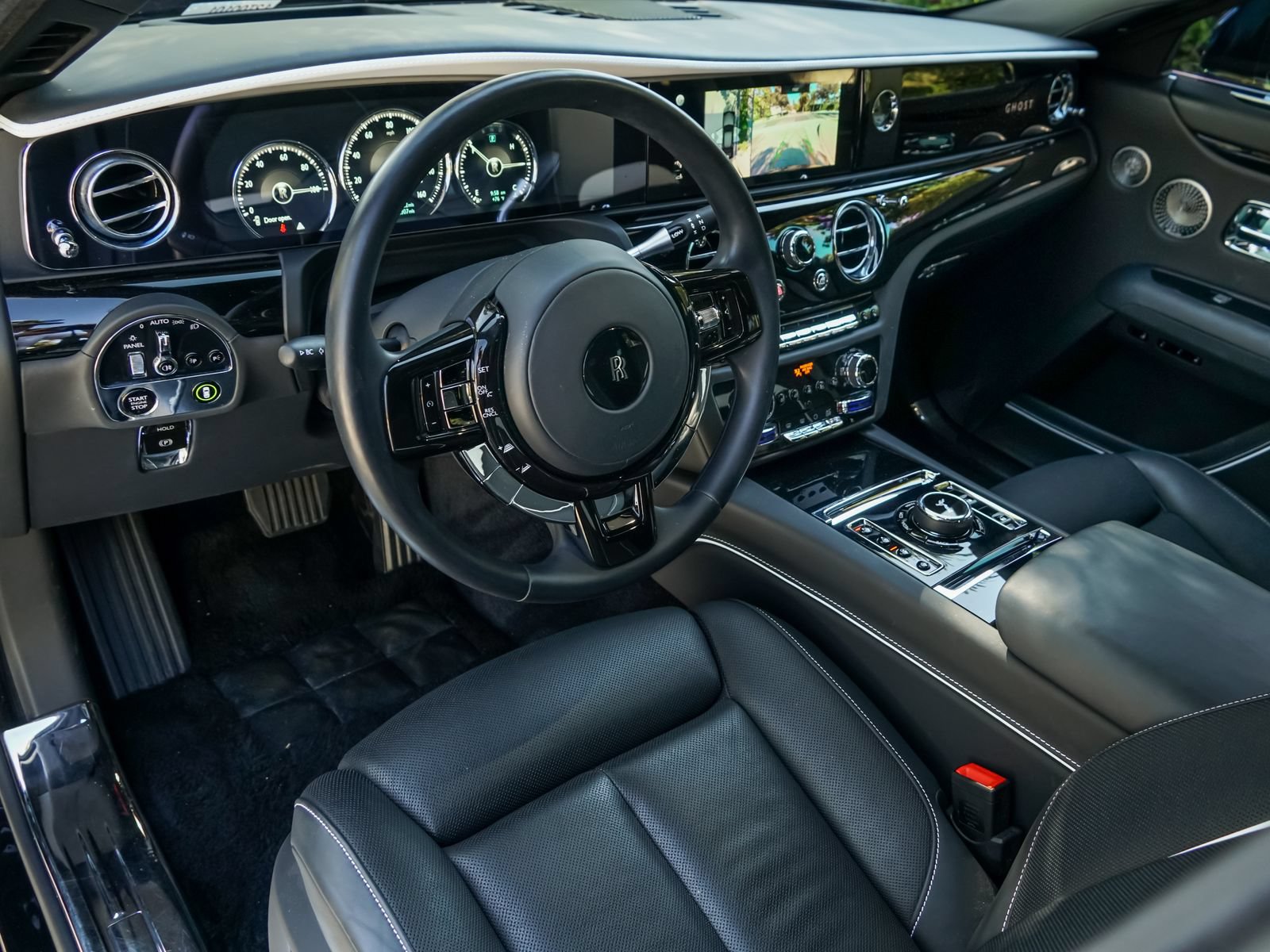 Certified 2021 Rolls-Royce Ghost AWD/4WD image 17