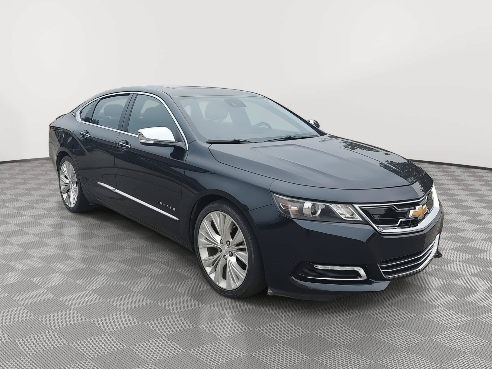Used 2015 Chevrolet Impala LTZ FWD image 4
