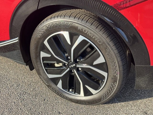 Certified 2024 Kia EV6 Wind image 9