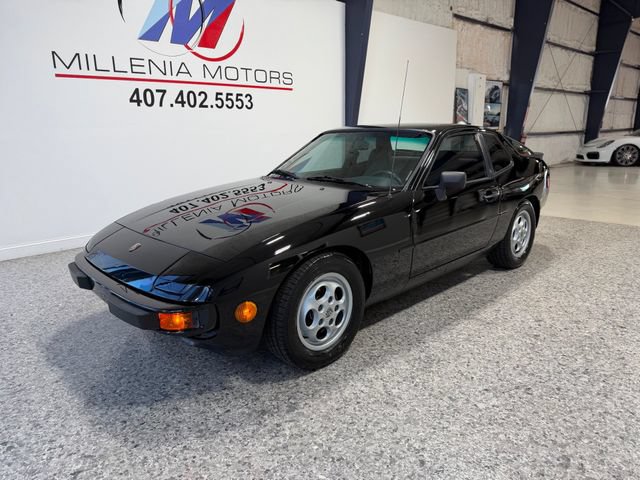 Used 1988 Porsche 924 S RWD image 17