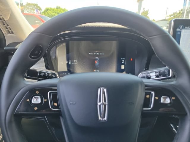 Used 2025 Lincoln Corsair FWD image 26