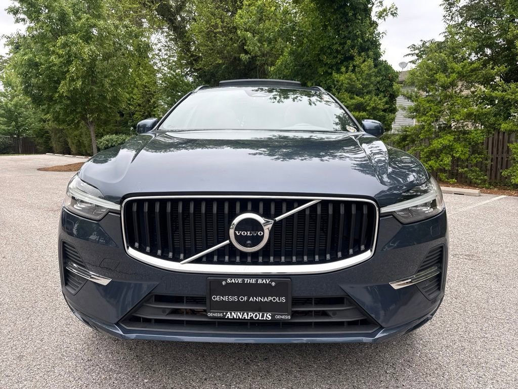 Used 2022 Volvo XC60 B5 Momentum w/ Advanced Package AWD/4WD image 2