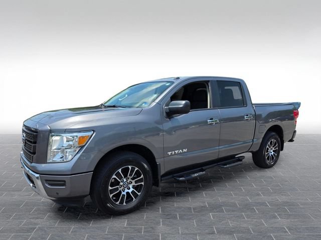 Used 2021 Nissan Titan SV w/ SV Convenience Package AWD/4WD image 3