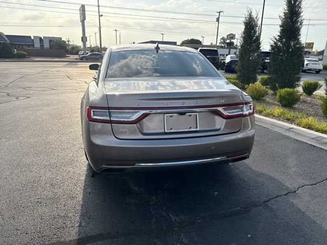 Used 2018 Lincoln Continental Select w/ Continental Climate Package FWD image 20