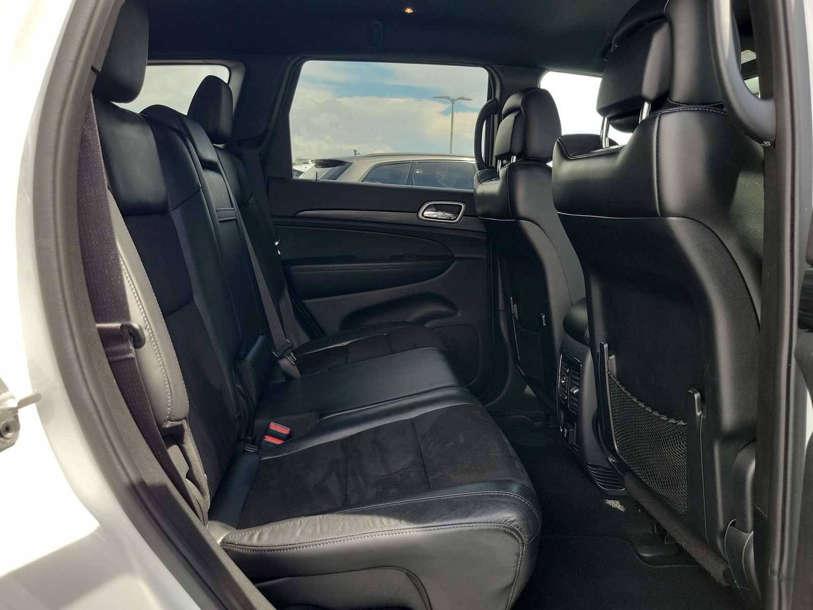 Used 2020 Jeep Grand Cherokee Altitude RWD image 19