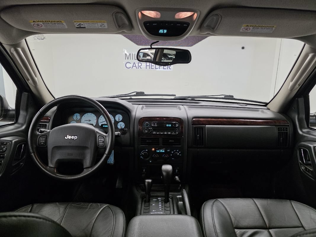Used 2004 Jeep Grand Cherokee Limited w/ Cold Weather Group AWD/4WD image 4