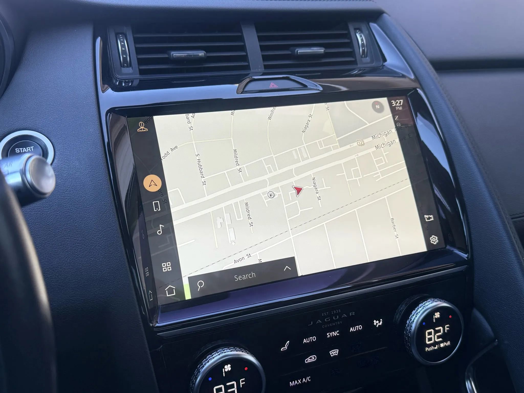 Used 2021 Jaguar E-PACE SE image 27