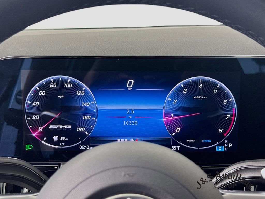 Used 2025 Mercedes-Benz GLA 35 AMG 4MATIC image 15