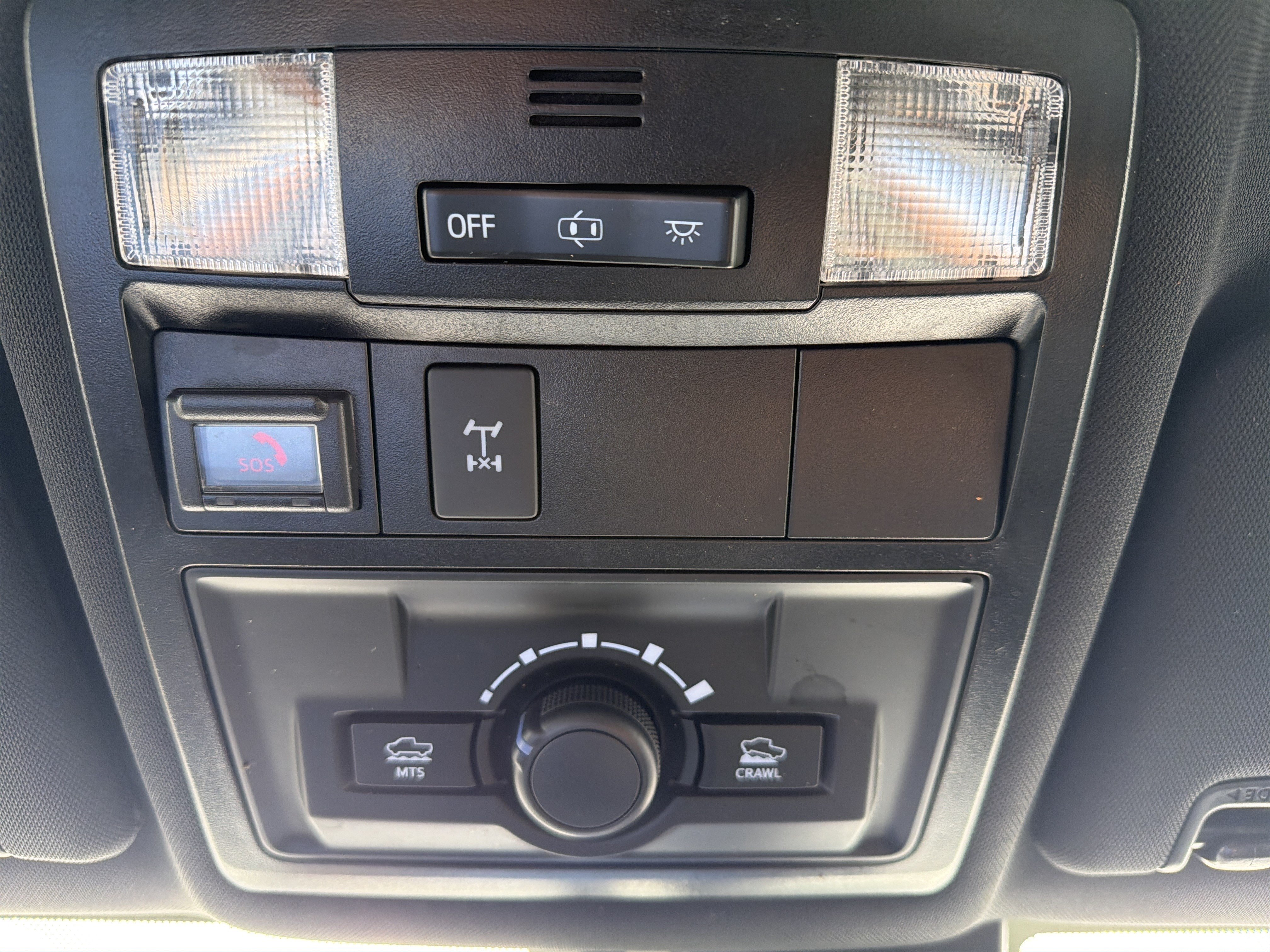 Used 2021 Toyota Tacoma TRD Off-Road w/ Technology Package AWD/4WD image 26