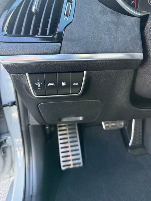 Used 2023 Kia Stinger GT2 w/ Option Group 015 image 16