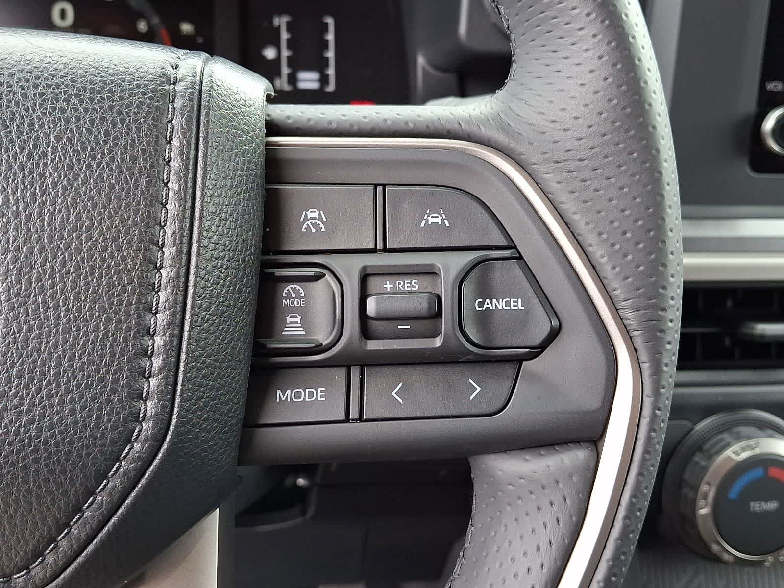 Certified 2026 Toyota 4Runner SR5 AWD/4WD image 25