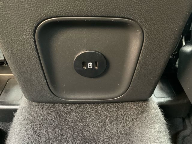 Used 2024 Ford Escape Platinum image 19