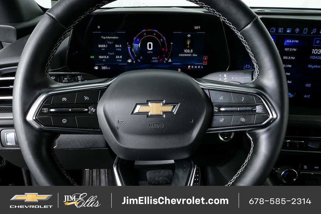 Certified 2025 Chevrolet Traverse LT FWD image 8