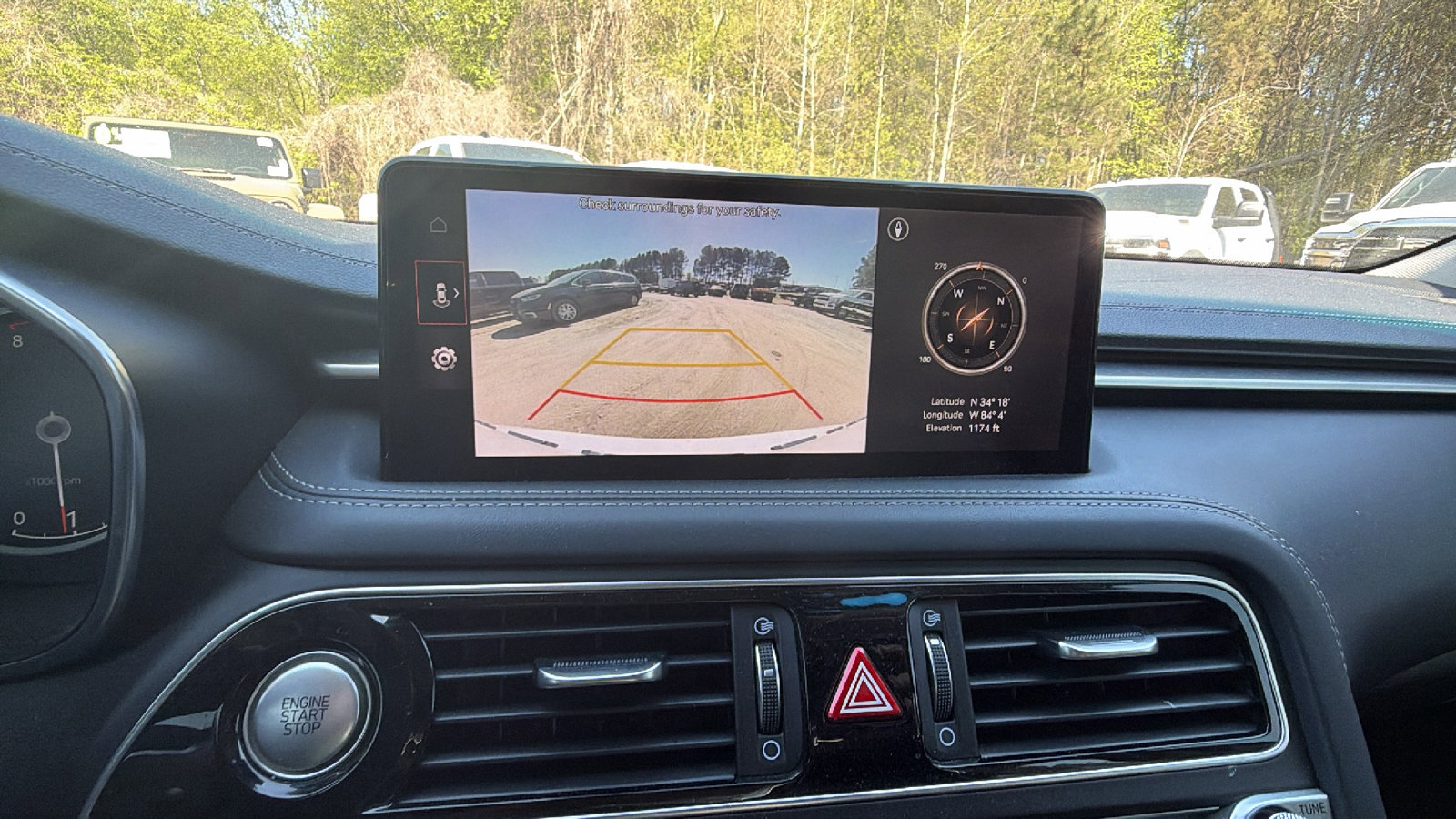 Used 2022 Genesis G70 2.0T image 34