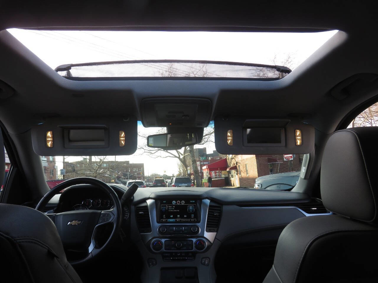 Used 2015 Chevrolet Suburban LT AWD/4WD image 13