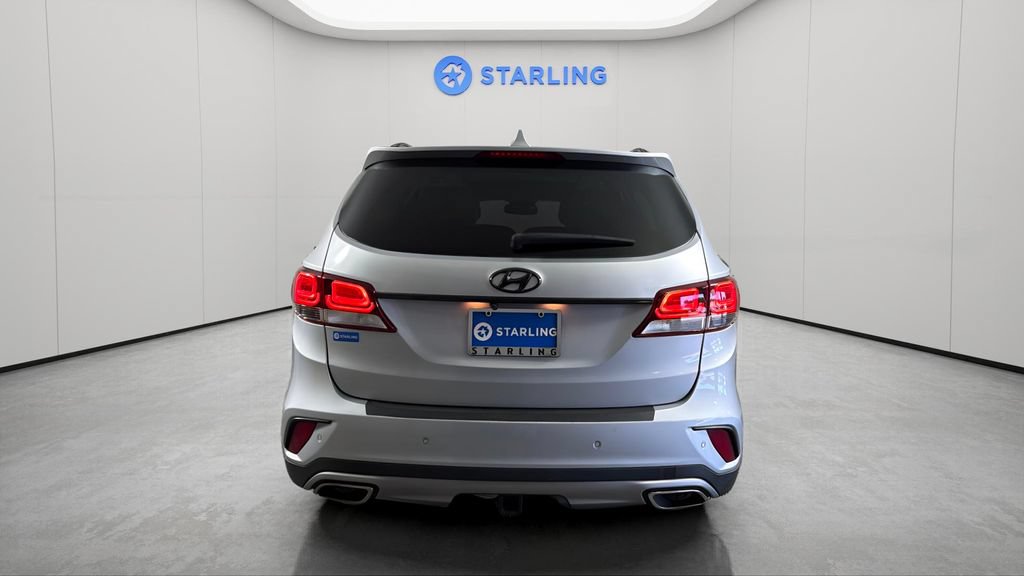 Used 2017 Hyundai Santa Fe Limited FWD image 7