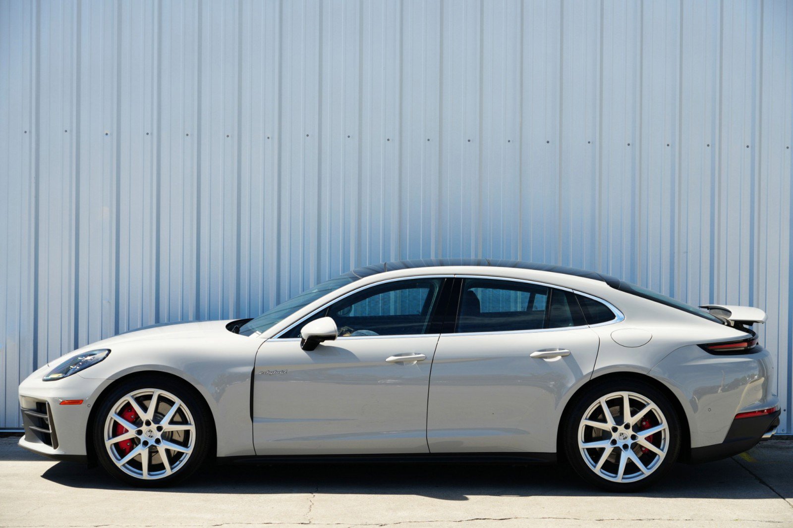 Used 2025 Porsche Panamera 4S w/ Premium Package image 9
