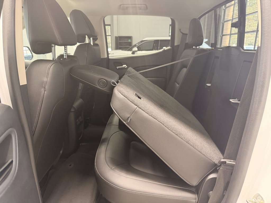 Used 2018 GMC Canyon SLT image 21