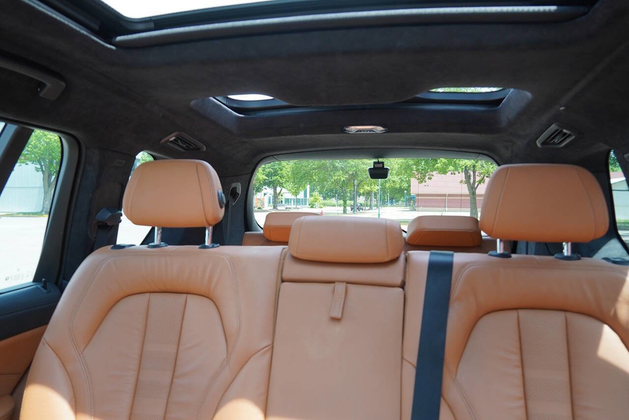 Used 2019 BMW X7 xDrive40i w/ Premium Package AWD/4WD image 26