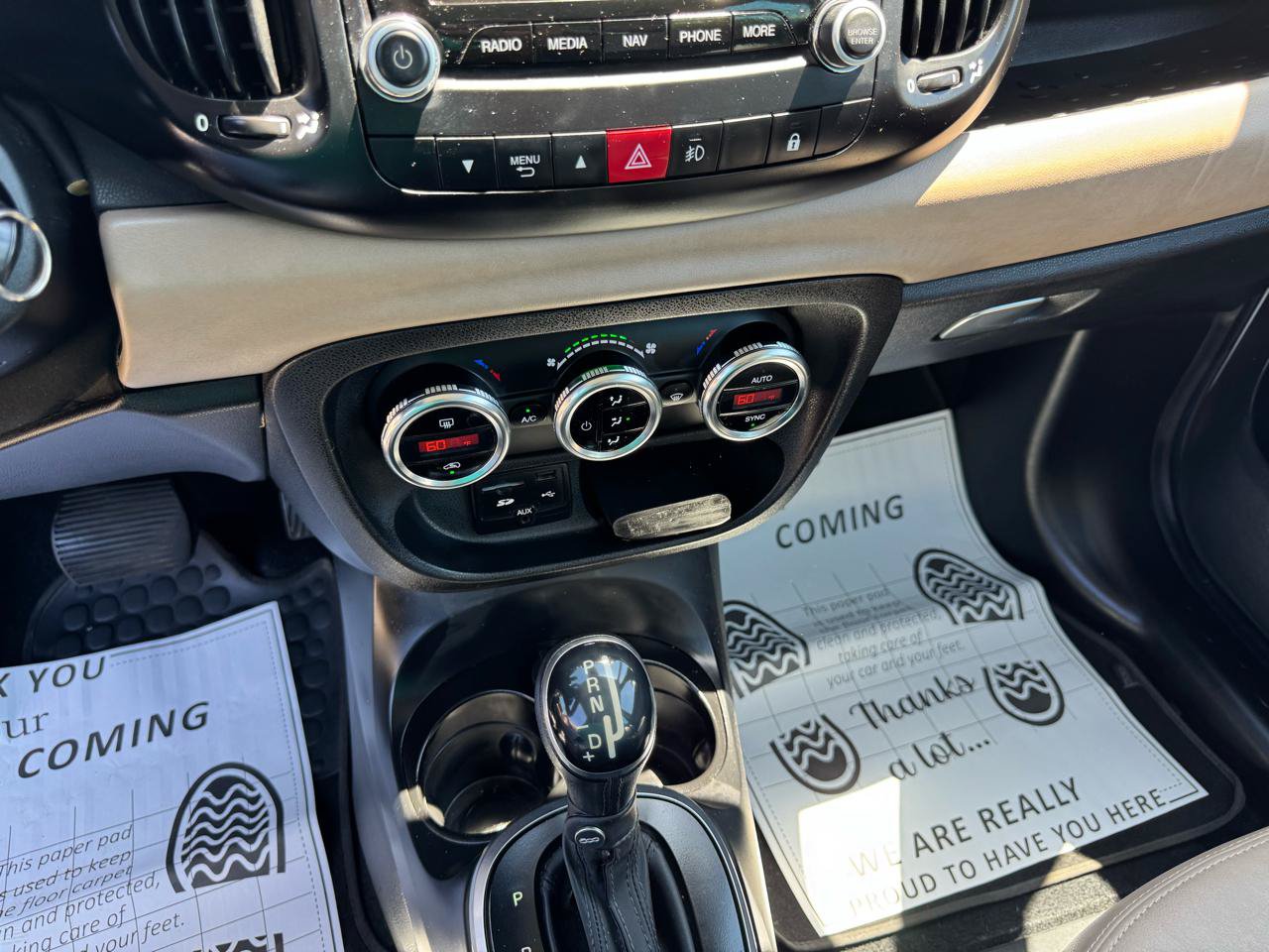 Used 2014 FIAT 500L Lounge FWD image 37