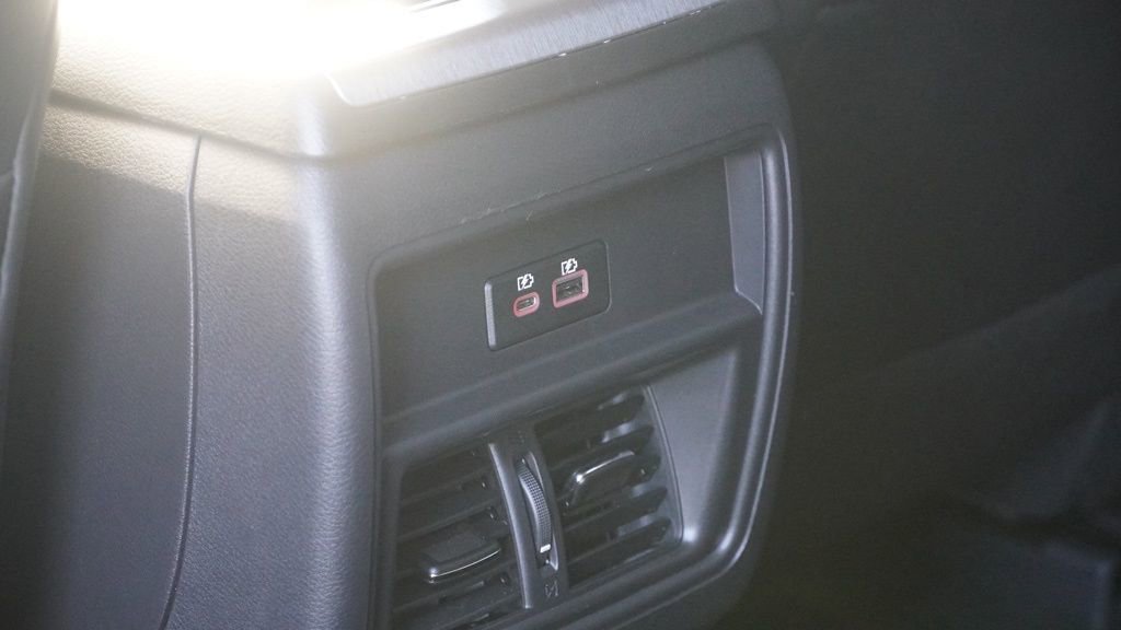 Used 2024 Nissan Murano SV w/ SV Midnight Edition Package image 27