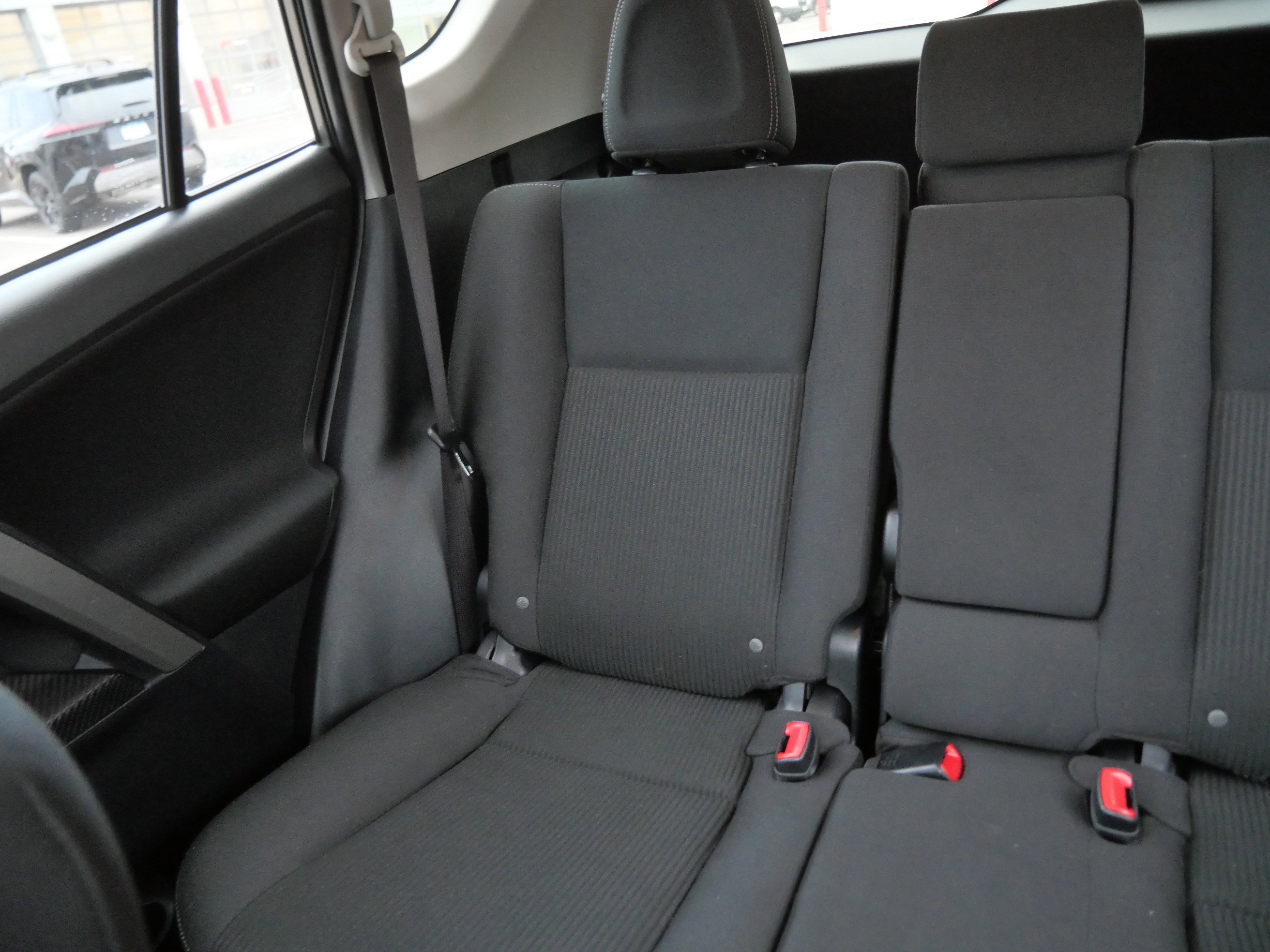 Used 2015 Toyota RAV4 XLE image 12