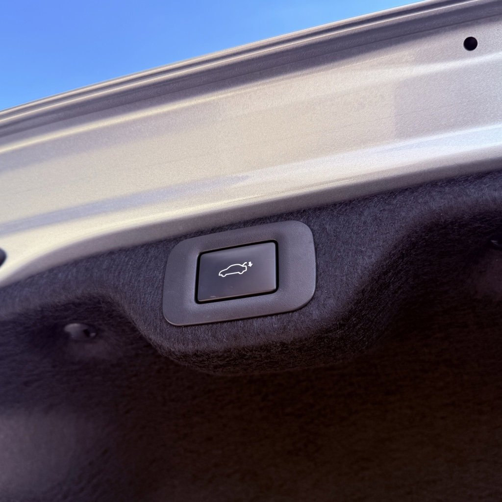 Used 2024 Lexus ES 350 w/ Premium Package image 39