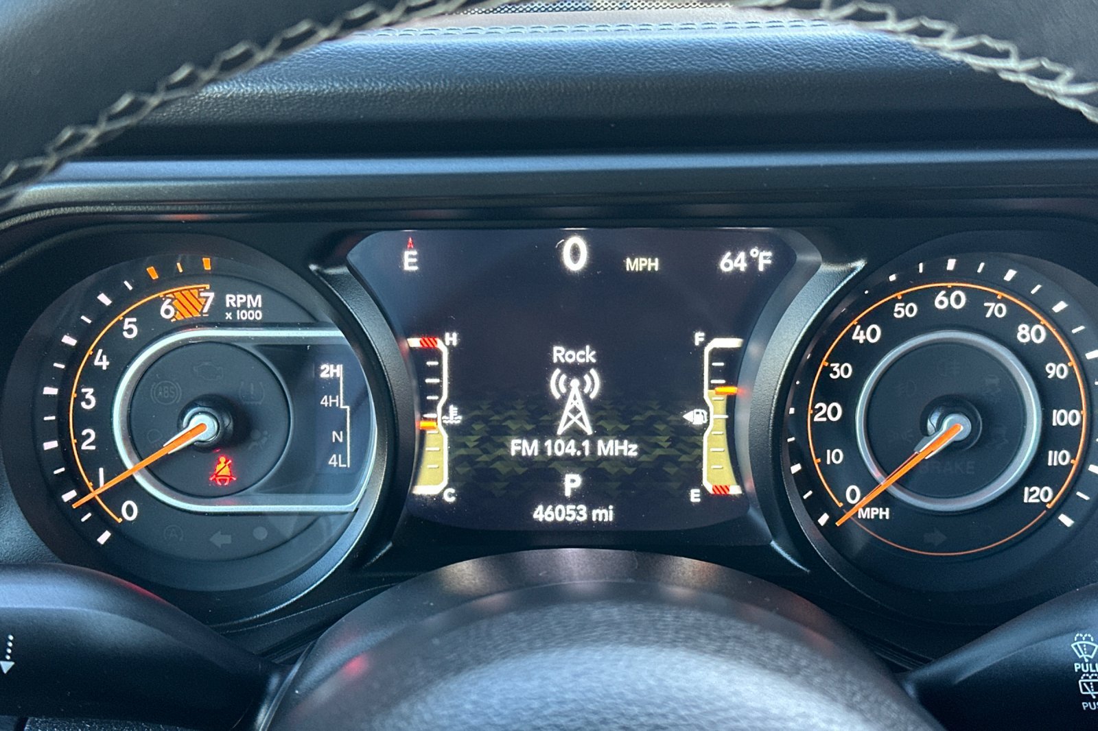 Used 2025 Jeep Wrangler Unlimited Rubicon AWD/4WD image 23