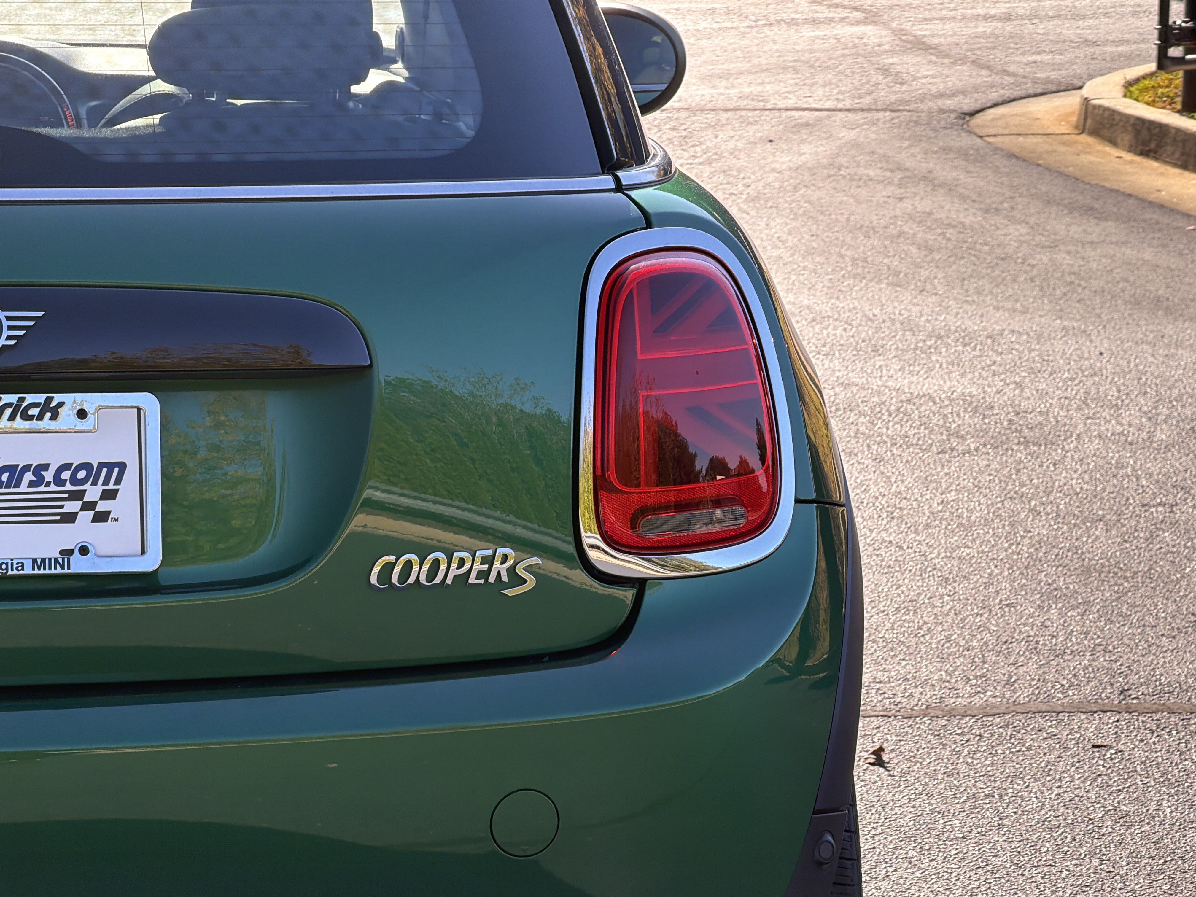 Used 2024 MINI Cooper SE FWD image 23