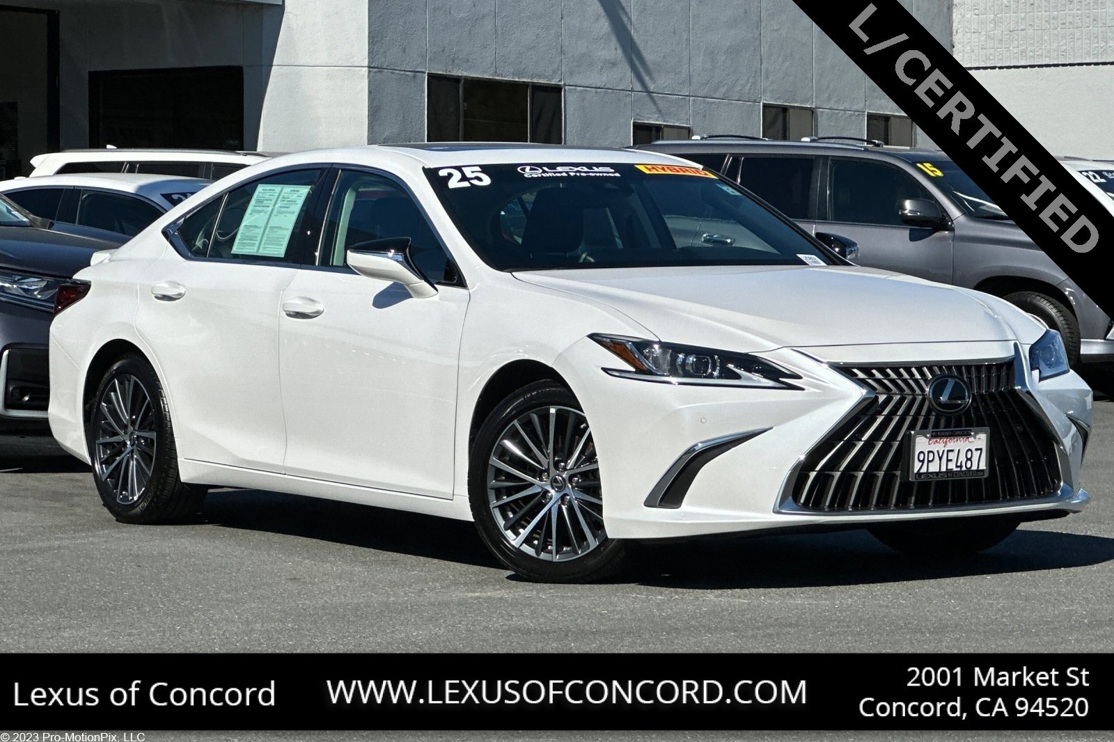 Used 2025 Lexus ES 300h w/ Premium Package