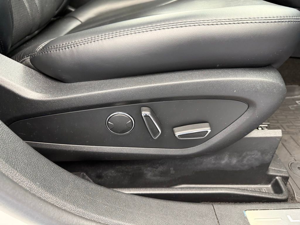 Used 2019 Lincoln Nautilus Reserve image 53