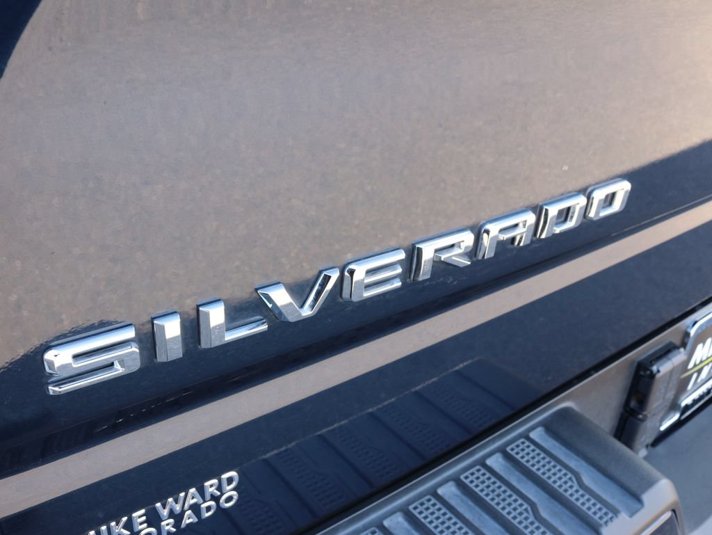 Used 2023 Chevrolet Silverado 1500 High Country w/ High Country Premium Package AWD/4WD image 36