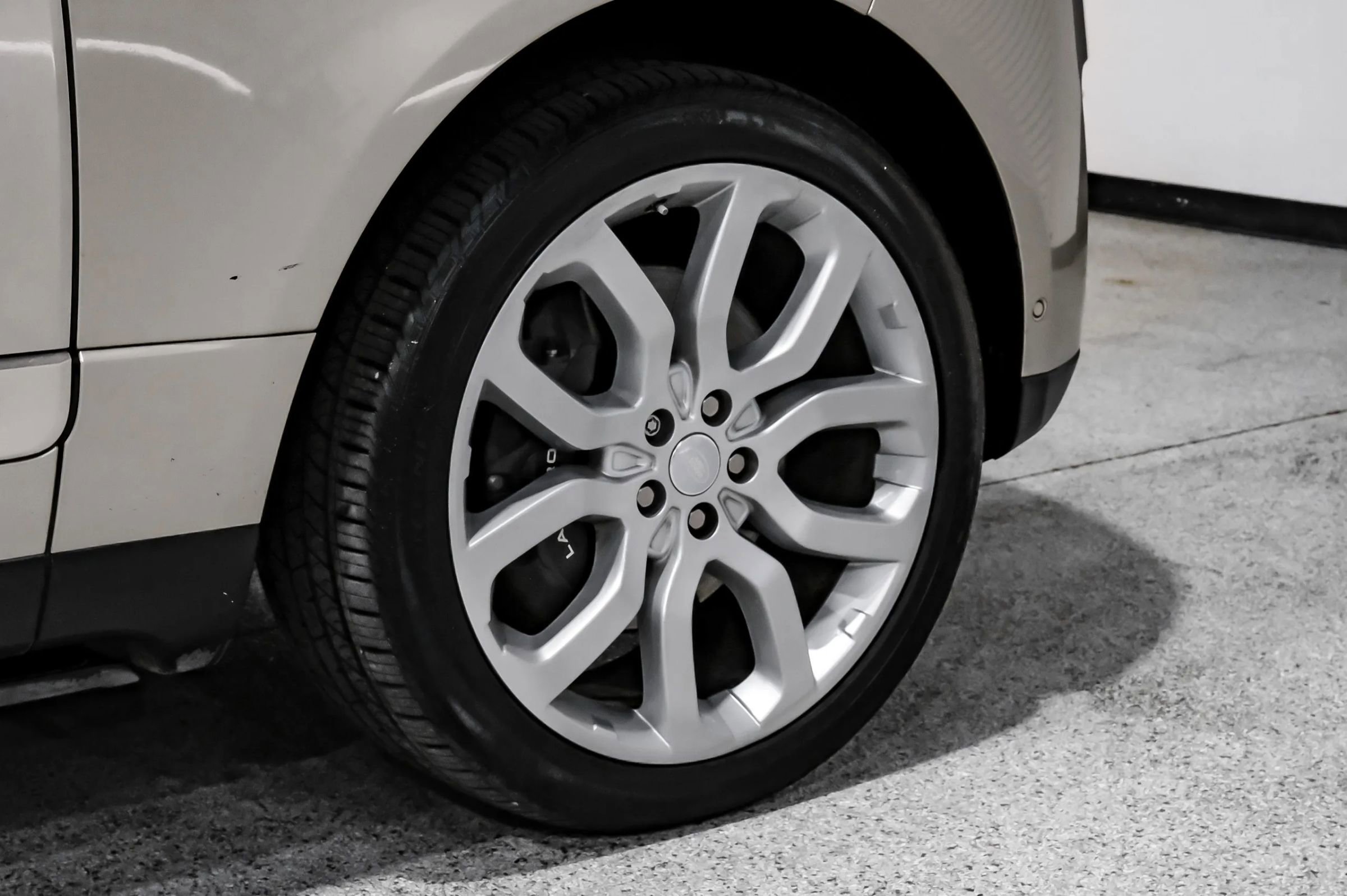 Used 2019 Land Rover Range Rover Long Wheelbase Autobiography image 64