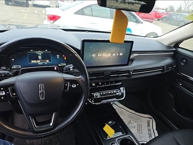 Used 2023 Lincoln Corsair Reserve w/ Equipment Group 202A image 6