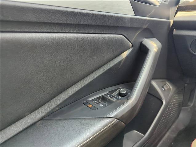 Used 2025 Volkswagen Jetta Sport FWD image 24