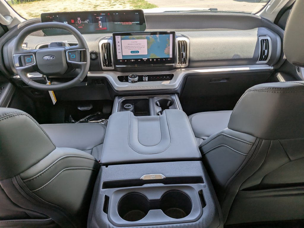 New 2027 Ford Expedition Active RWD image 11