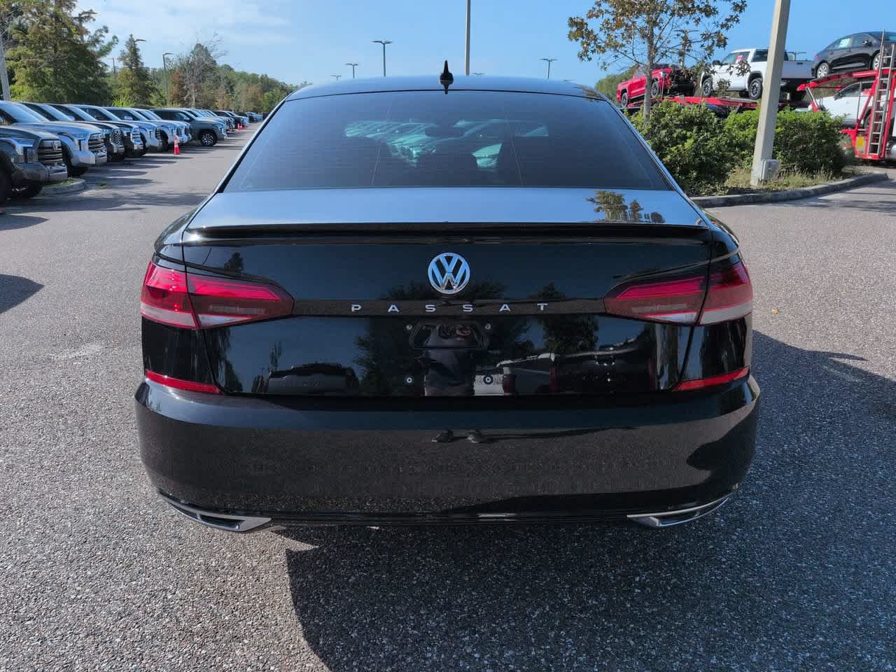 Used 2020 Volkswagen Passat 2.0T R-Line FWD image 5
