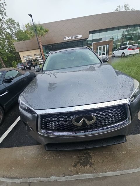 Used 2020 INFINITI QX50 Essential w/ Convenience Package AWD/4WD image 3