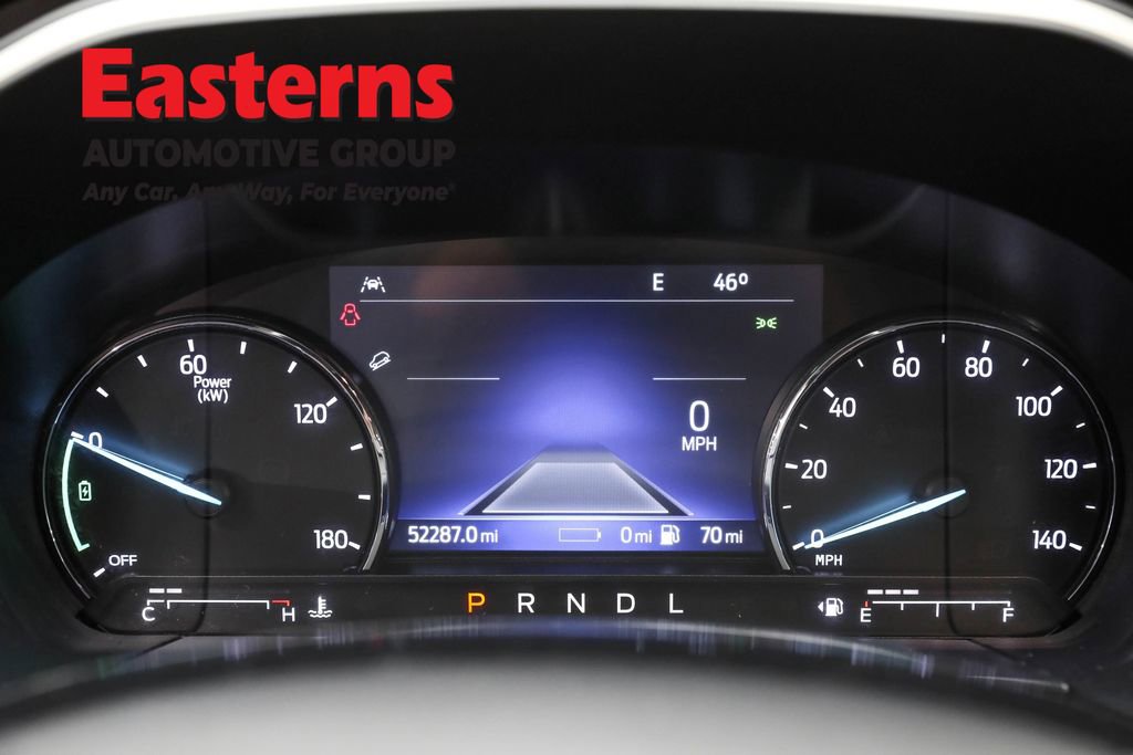 Used 2022 Ford Escape SE w/ Cold Weather Package image 18