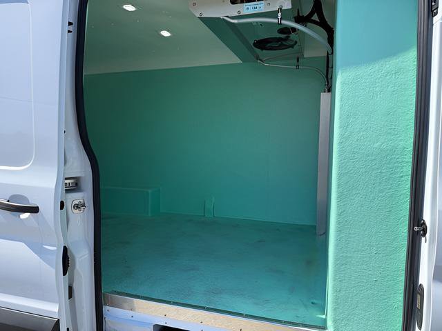 New 2025 Ford Transit 250 148 Medium Roof Extended AWD image 17