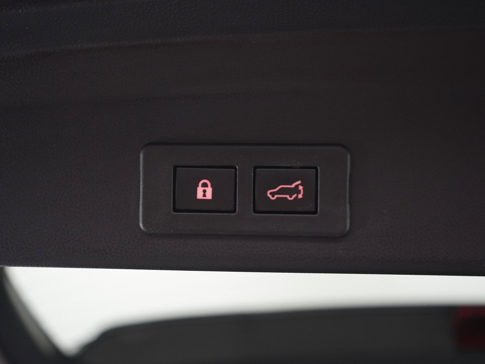 Used 2023 Subaru Ascent Limited AWD/4WD image 19