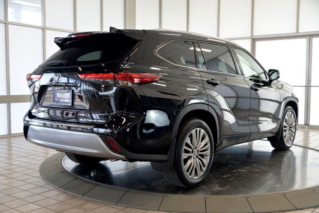 Used 2022 Toyota Highlander Platinum AWD/4WD image 8