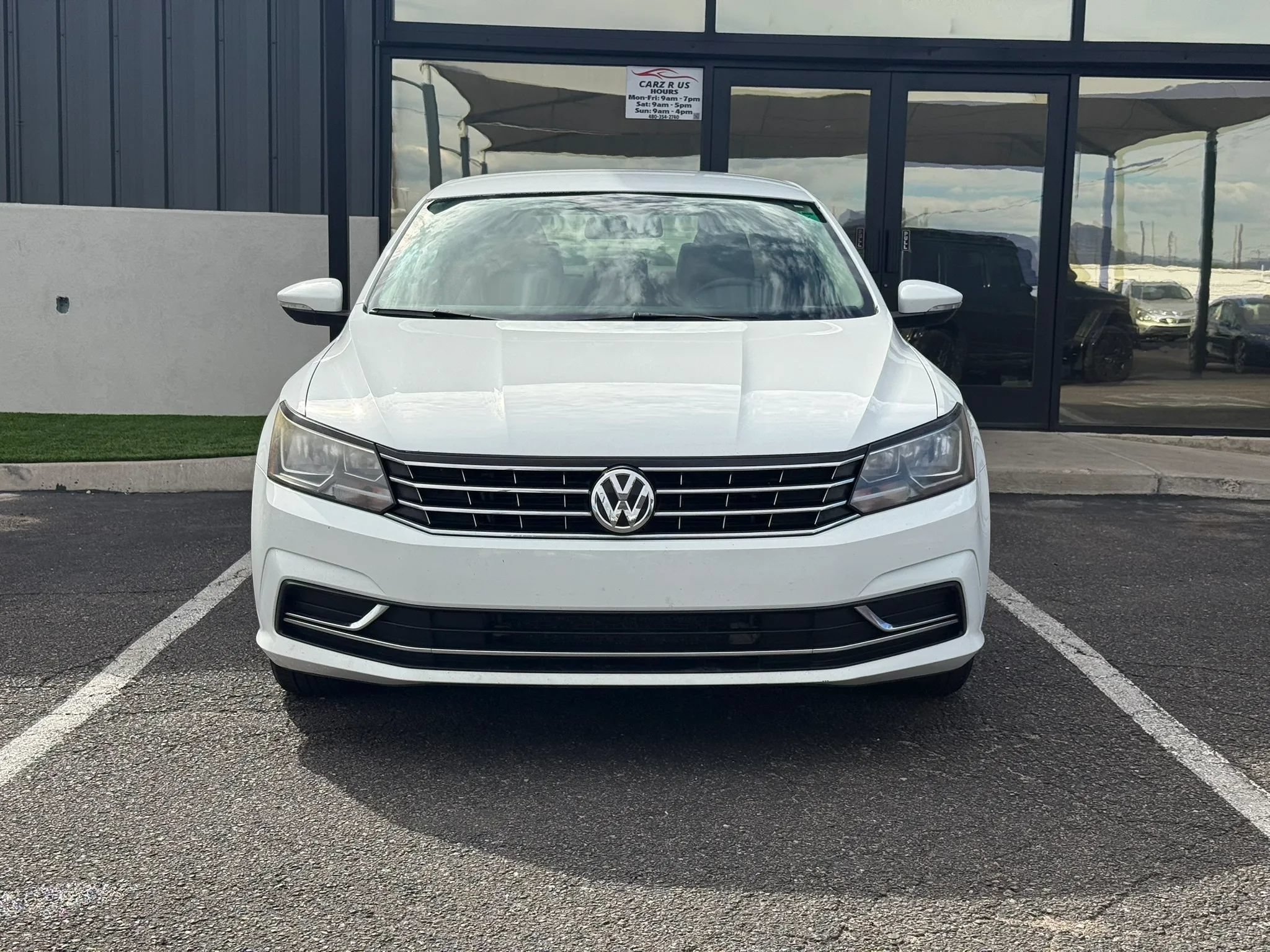 Used 2018 Volkswagen Passat 2.0T S FWD image 13