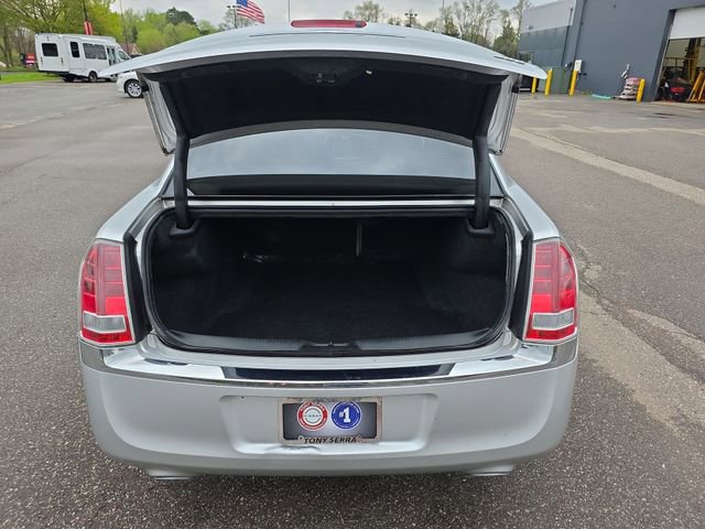 Used 2012 Chrysler 300 RWD image 23