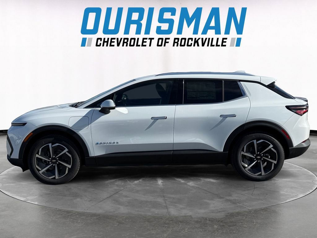 New 2026 Chevrolet Equinox EV LT image 3