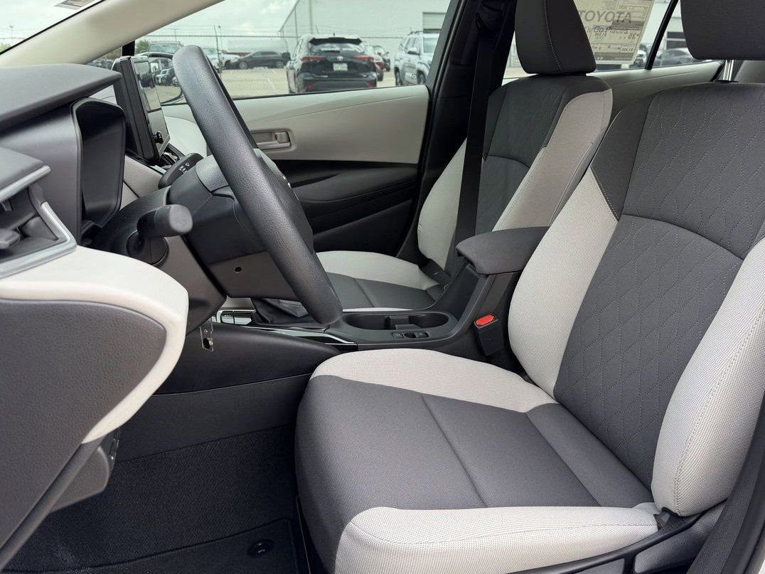 New 2026 Toyota Corolla LE FWD image 22
